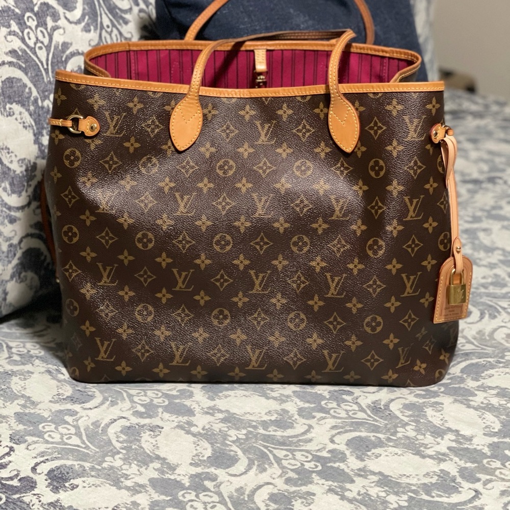 Louis Vuitton Neverfull Gm